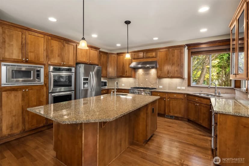 Property photo for 25831 Se 30th Street, Sammamish photo 7