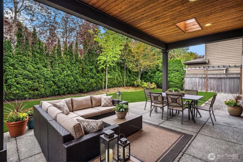 Property photo for 25831 Se 30th Street, Sammamish photo 2