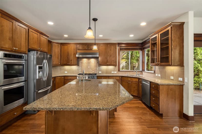 Property photo for 25831 Se 30th Street, Sammamish photo 8