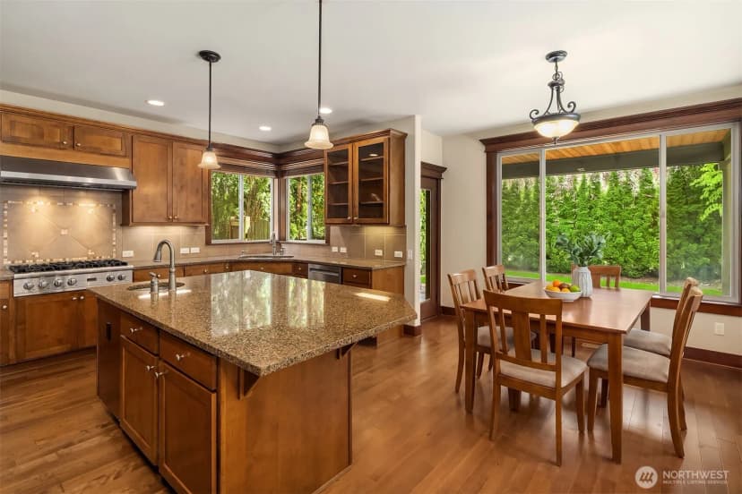 Property photo for 25831 Se 30th Street, Sammamish photo 6