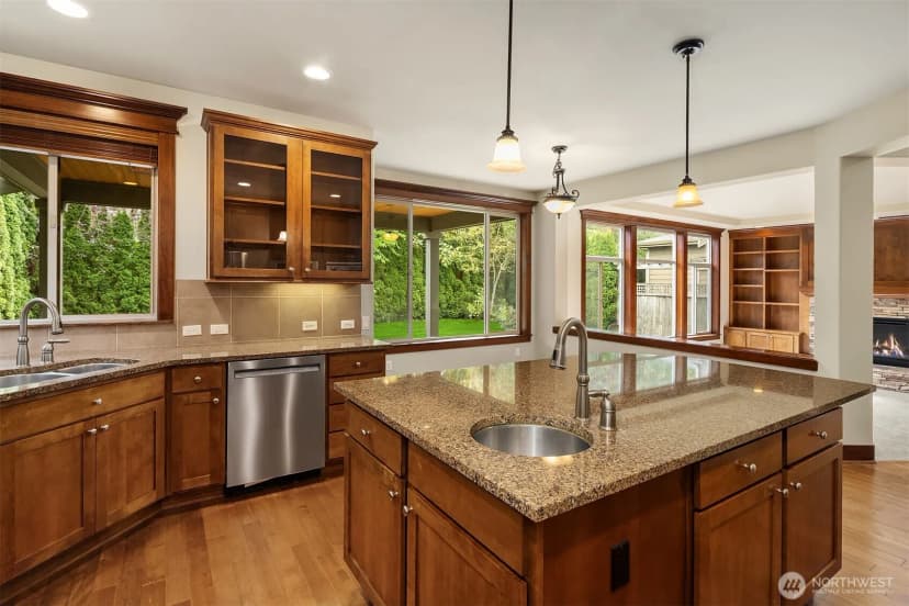 Property photo for 25831 Se 30th Street, Sammamish photo 9