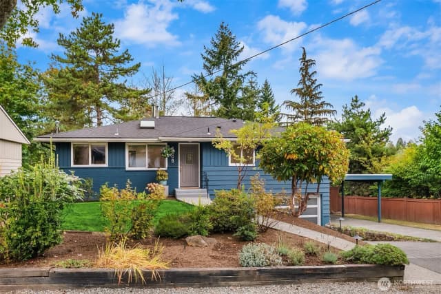 Property photo for 3608 Ne 103rd Street, Seattle