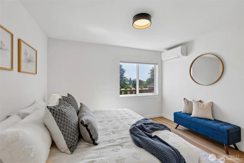 Property photo for 12038 N Park Avenue N, Seattle photo 15