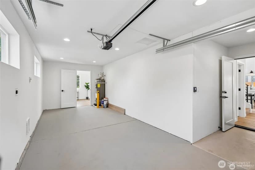 Property photo for 12038 N Park Avenue N, Seattle photo 23