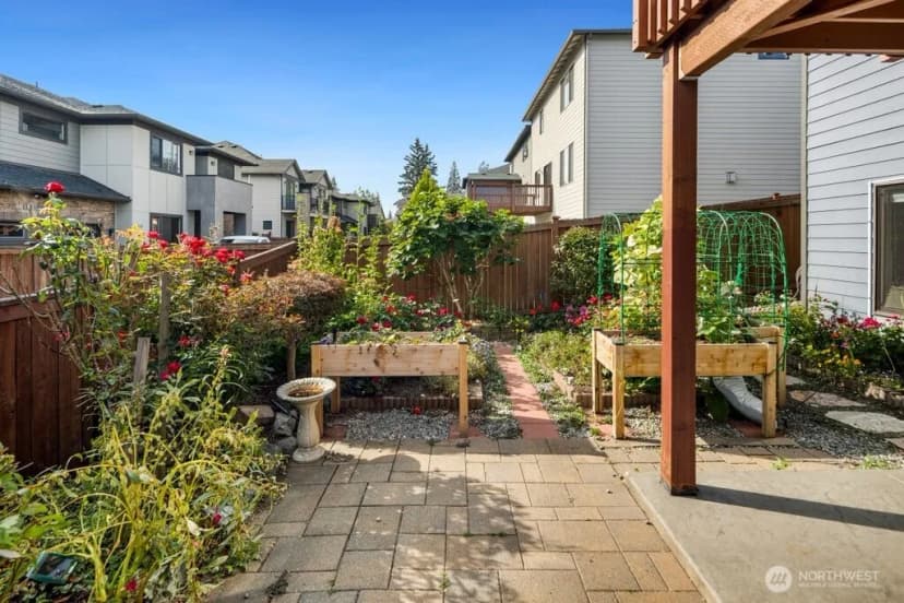 Property photo for 15421 8th Avenue W, Lynnwood photo 30
