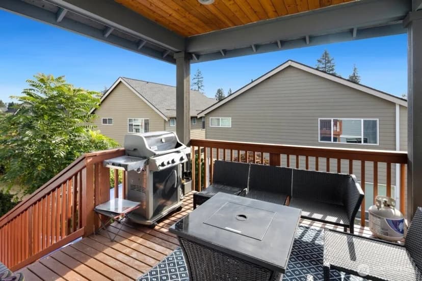 Property photo for 15421 8th Avenue W, Lynnwood photo 28