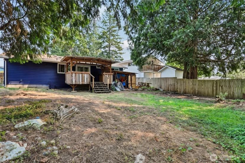 Property photo for 20414 54th Avenue W, Lynnwood photo 18