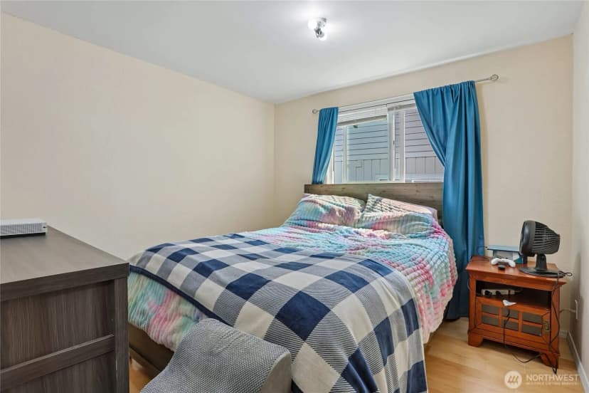 Property photo for 20414 54th Avenue W, Lynnwood photo 11