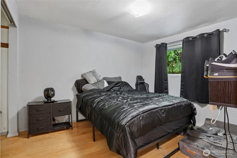 Property photo for 20414 54th Avenue W, Lynnwood photo 13