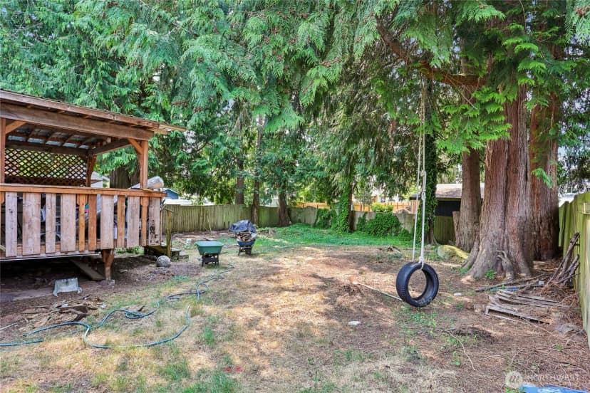 Property photo for 20414 54th Avenue W, Lynnwood photo 17