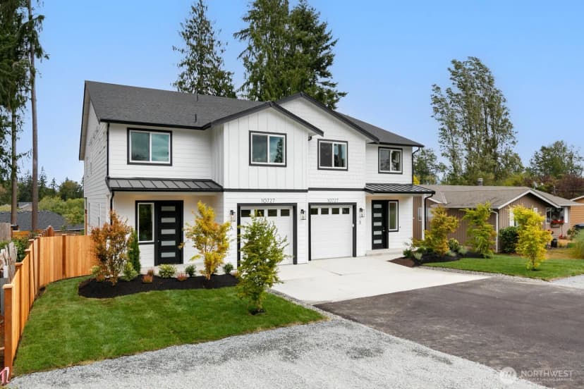 Property photo for 10727 28th Street Ne #a, Lake Stevens