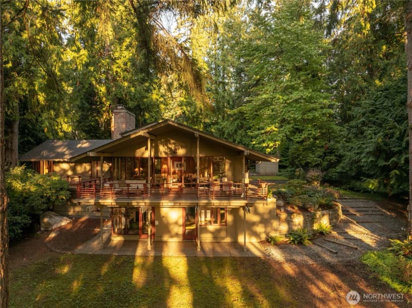 Property photo for 18710 88th Avenue W, Edmonds