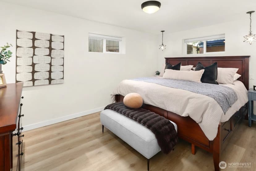 Property photo for 6842 25th Avenue Ne, Seattle photo 25