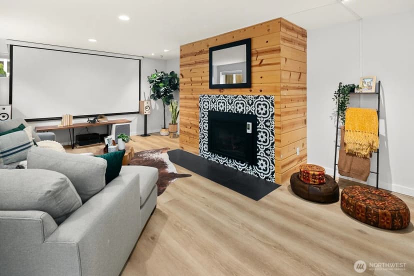 Property photo for 6842 25th Avenue Ne, Seattle photo 19