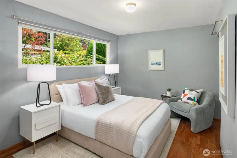 Property photo for 10737 3rd Avenue Nw, Seattle photo 22