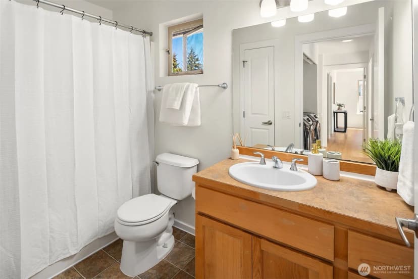 Property photo for 377 Nw Pebble Lane, Issaquah photo 22