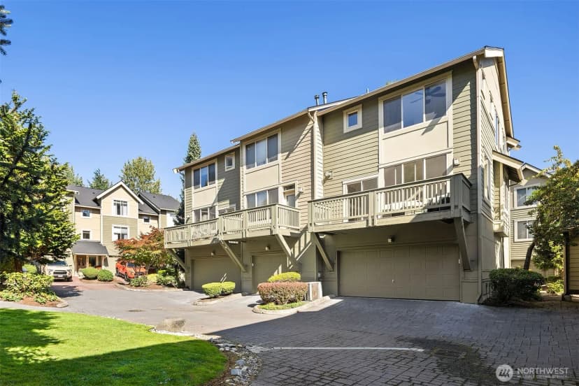 Property photo for 377 Nw Pebble Lane, Issaquah photo 26