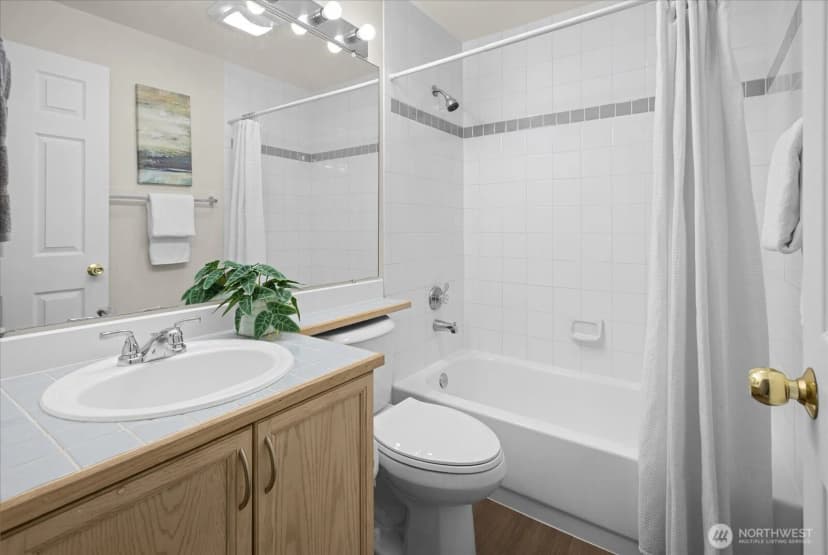 Property photo for 15917 Waynita Way Ne #e-202, Bothell photo 29