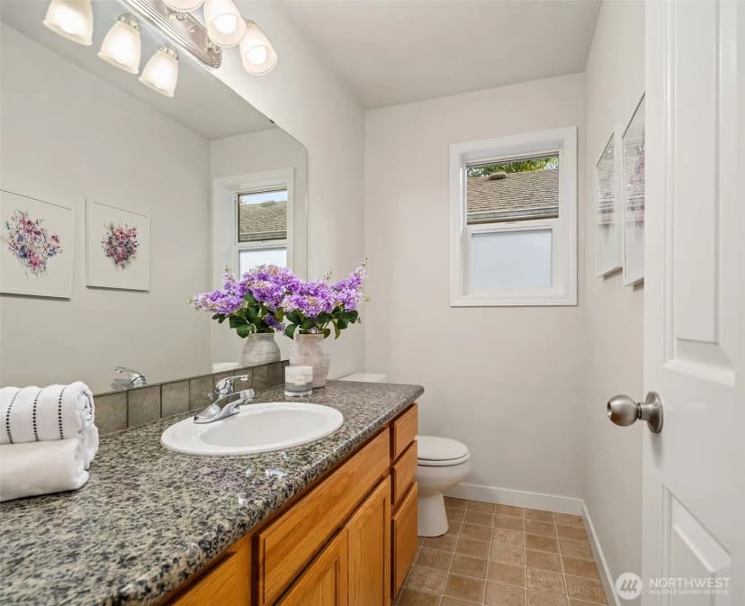 Property photo for 14032 Wayne Place N, Seattle photo 14