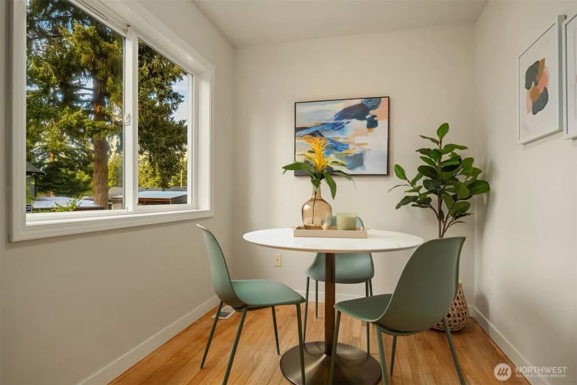 Property photo for 14032 Wayne Place N, Seattle photo 9