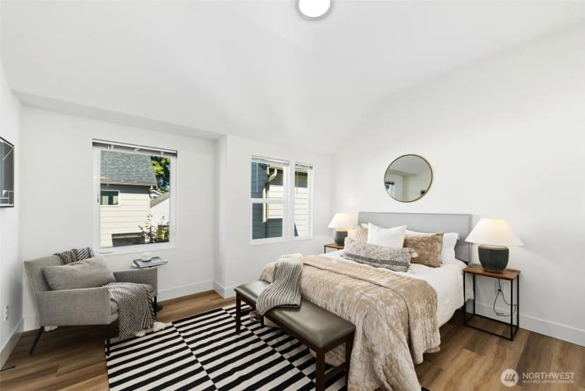 Property photo for 5947 41st Avenue Sw #b, Seattle photo 12