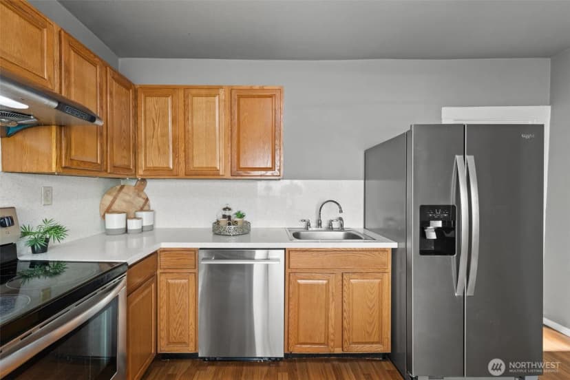 Property photo for 1512 21st Avenue S, Seattle photo 11