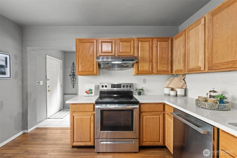 Property photo for 1512 21st Avenue S, Seattle photo 10