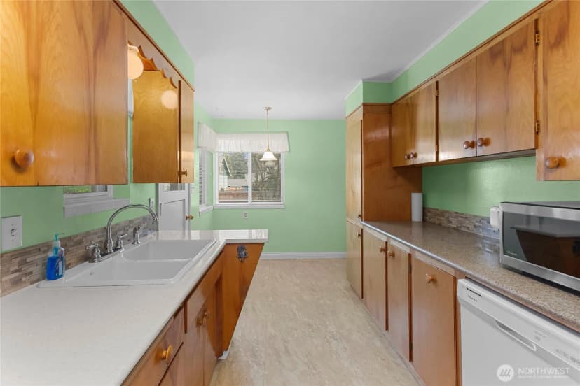 Property photo for 1209 N Orchard Street, Tacoma photo 10