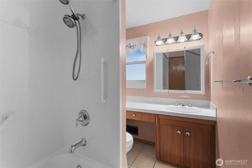 Property photo for 1209 N Orchard Street, Tacoma photo 17