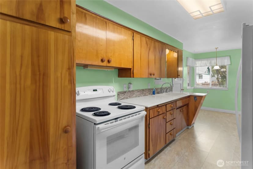 Property photo for 1209 N Orchard Street, Tacoma photo 11