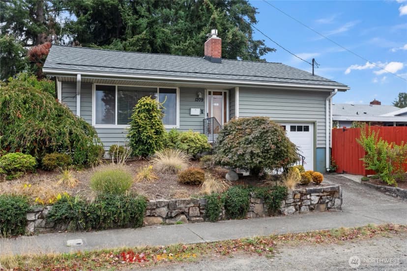 Property photo for 1209 N Orchard Street, Tacoma photo 27
