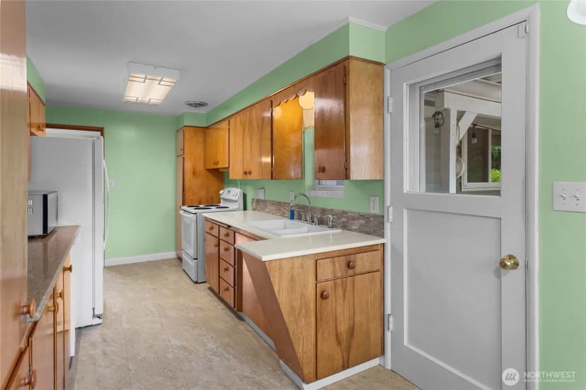 Property photo for 1209 N Orchard Street, Tacoma photo 14