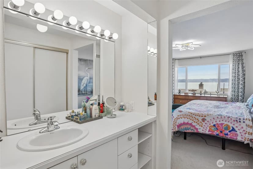 Property photo for 10203 47th Avenue Sw #b3, Seattle photo 17