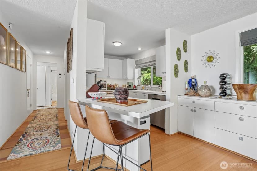 Property photo for 10203 47th Avenue Sw #b3, Seattle photo 9