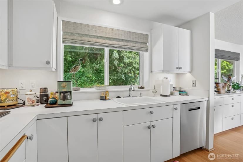 Property photo for 10203 47th Avenue Sw #b3, Seattle photo 11
