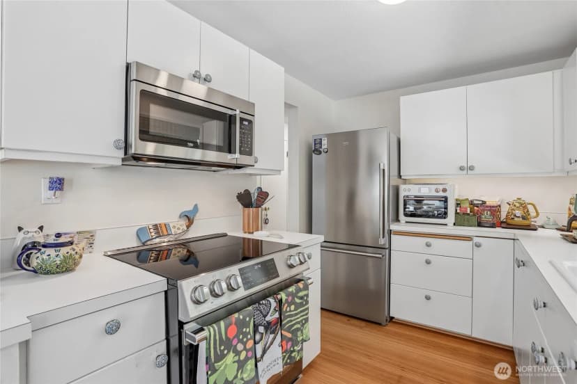Property photo for 10203 47th Avenue Sw #b3, Seattle photo 13