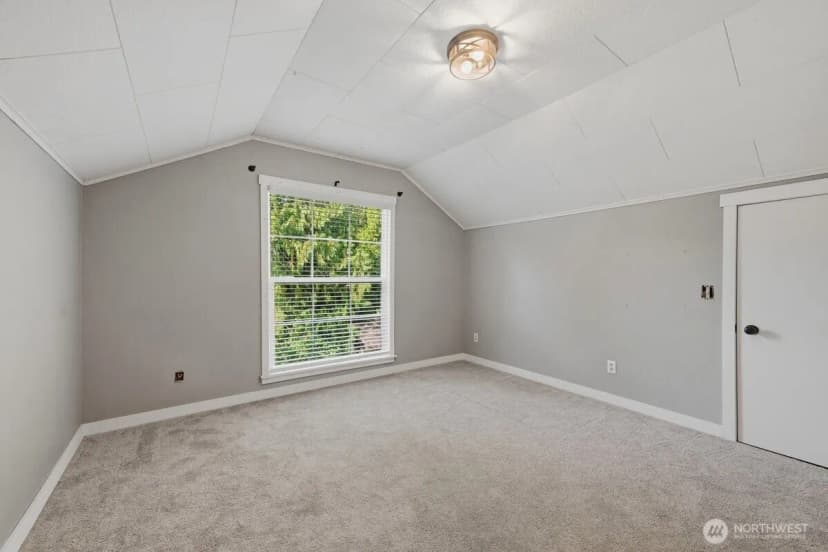 Property photo for 331 156th Street Ne, Arlington photo 7
