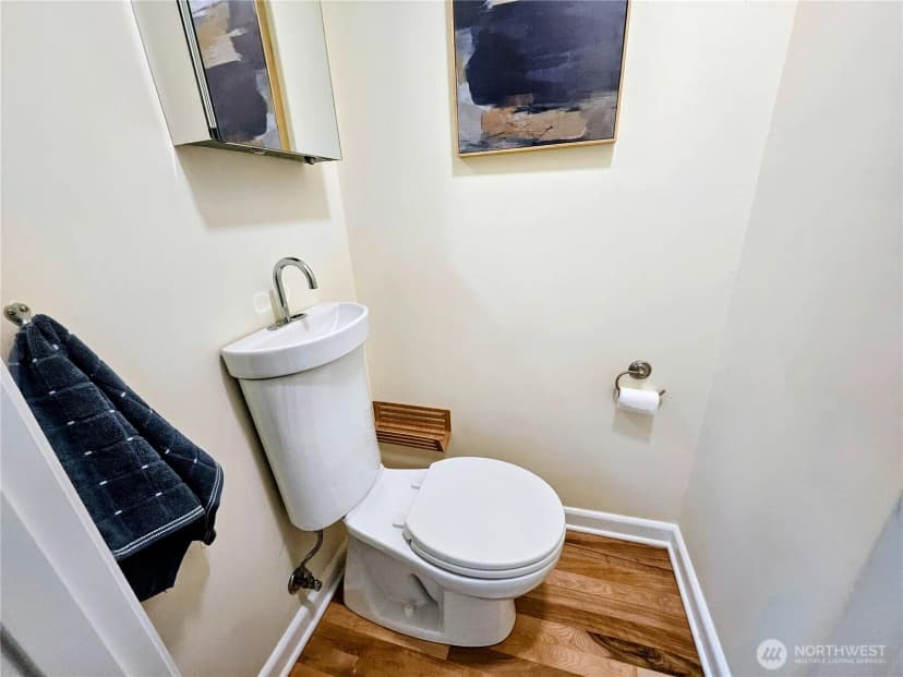 Property photo for 7548 28th Avenue Nw, Seattle photo 14