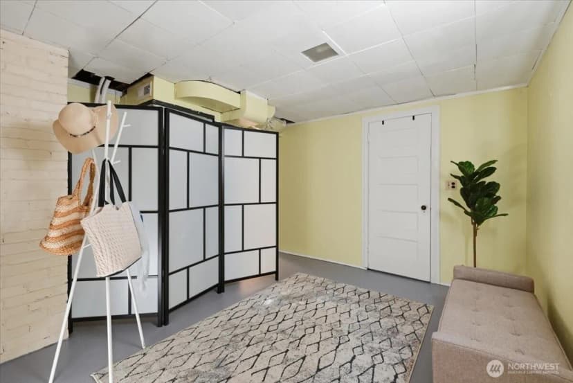 Property photo for 7548 28th Avenue Nw, Seattle photo 17