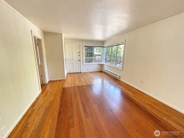Property photo for 1717 E Thomas Street, Seattle photo 4