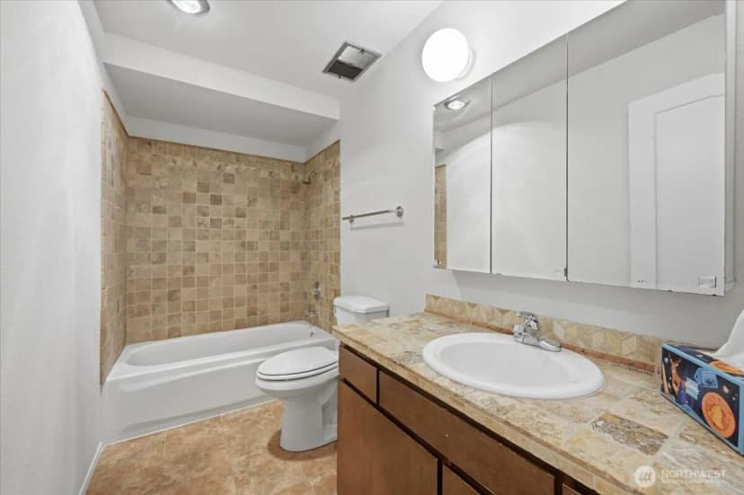 Property photo for 8516 196th Street Sw #204, Edmonds photo 16