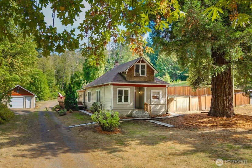 Property photo for 17026 S Vaughn Road Nw, Vaughn