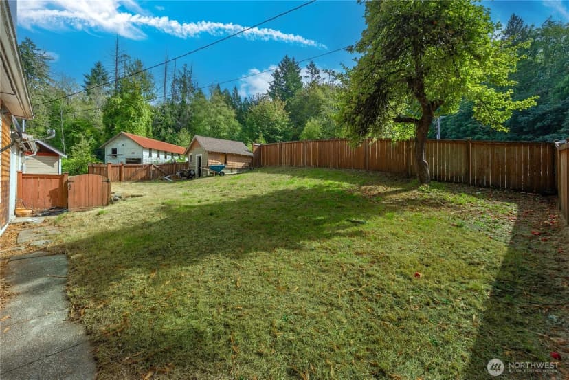 Property photo for 17026 S Vaughn Road Nw, Vaughn photo 31