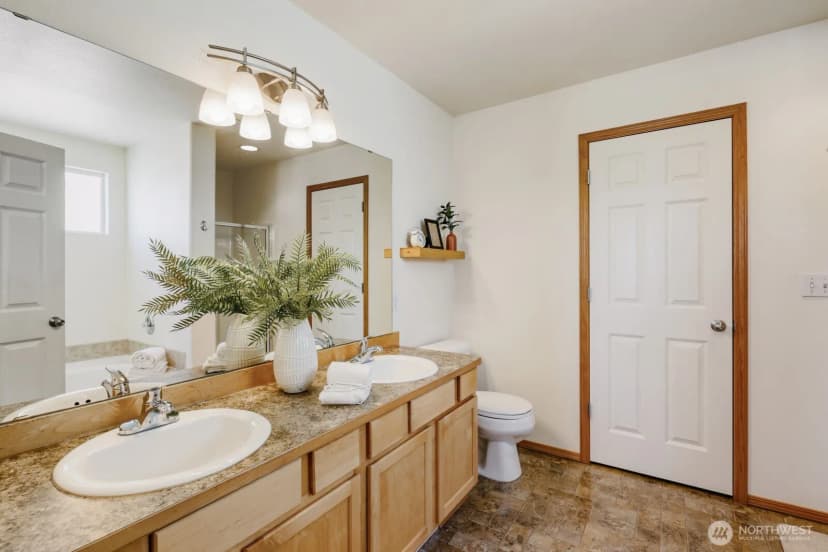Property photo for 13413 32nd Drive Se, Mill Creek photo 19