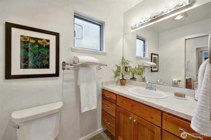 Property photo for 1929 42nd Avenue E #c, Seattle photo 17
