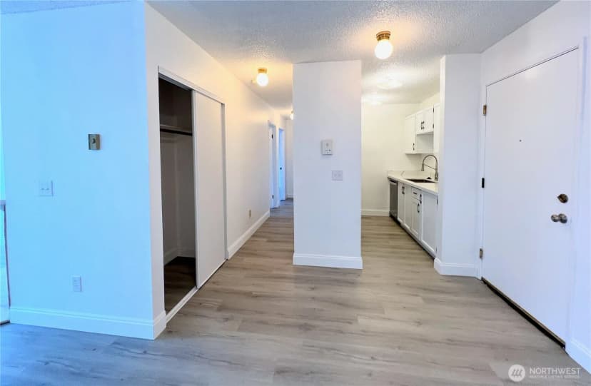 Property photo for 1175 Harrington Place Ne #214, Renton photo 11