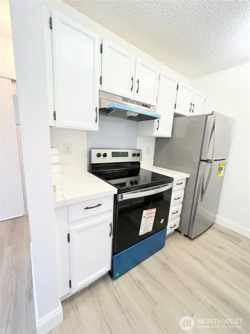 Property photo for 1175 Harrington Place Ne #214, Renton photo 7