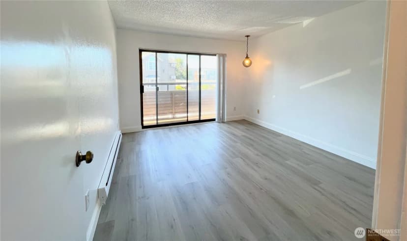 Property photo for 1175 Harrington Place Ne #214, Renton photo 14