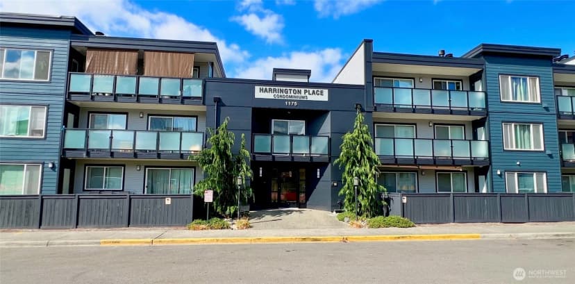 Property photo for 1175 Harrington Place Ne #214, Renton photo 26