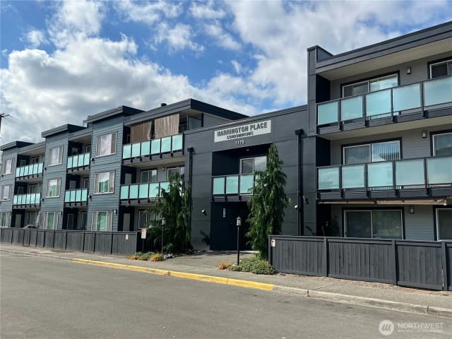 Property photo for 1175 Harrington Place Ne #214, Renton